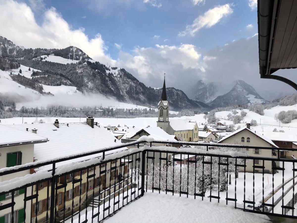 Auberge De L'Ange Albeuve Esterno foto