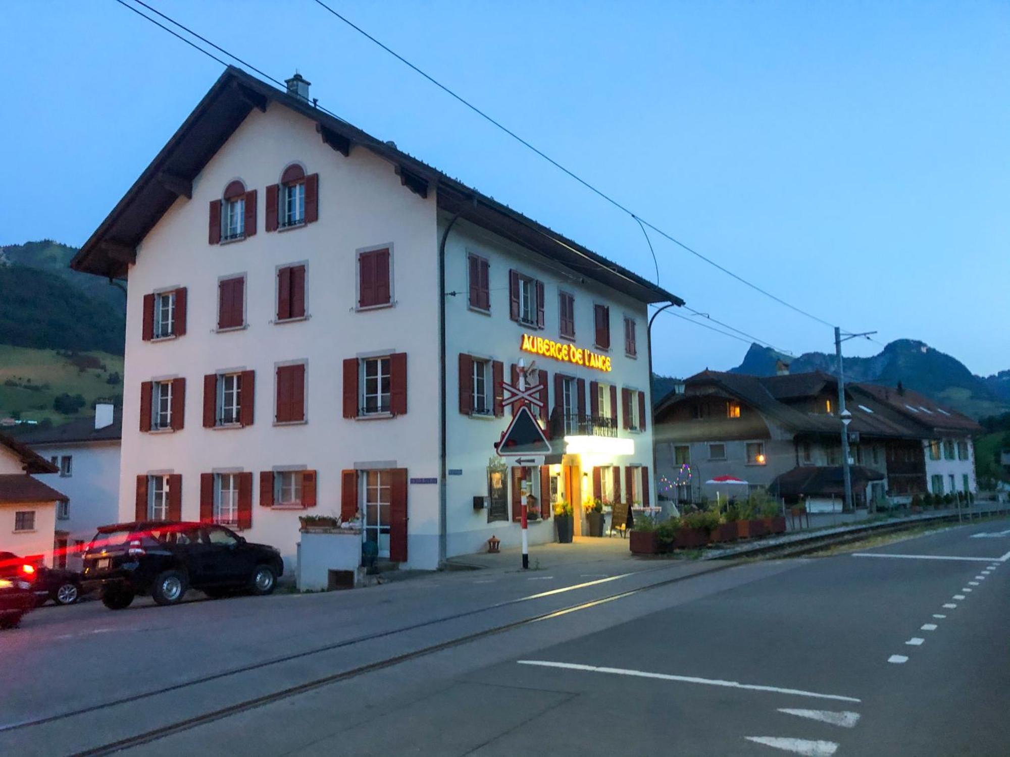 Auberge De L'Ange Albeuve Esterno foto